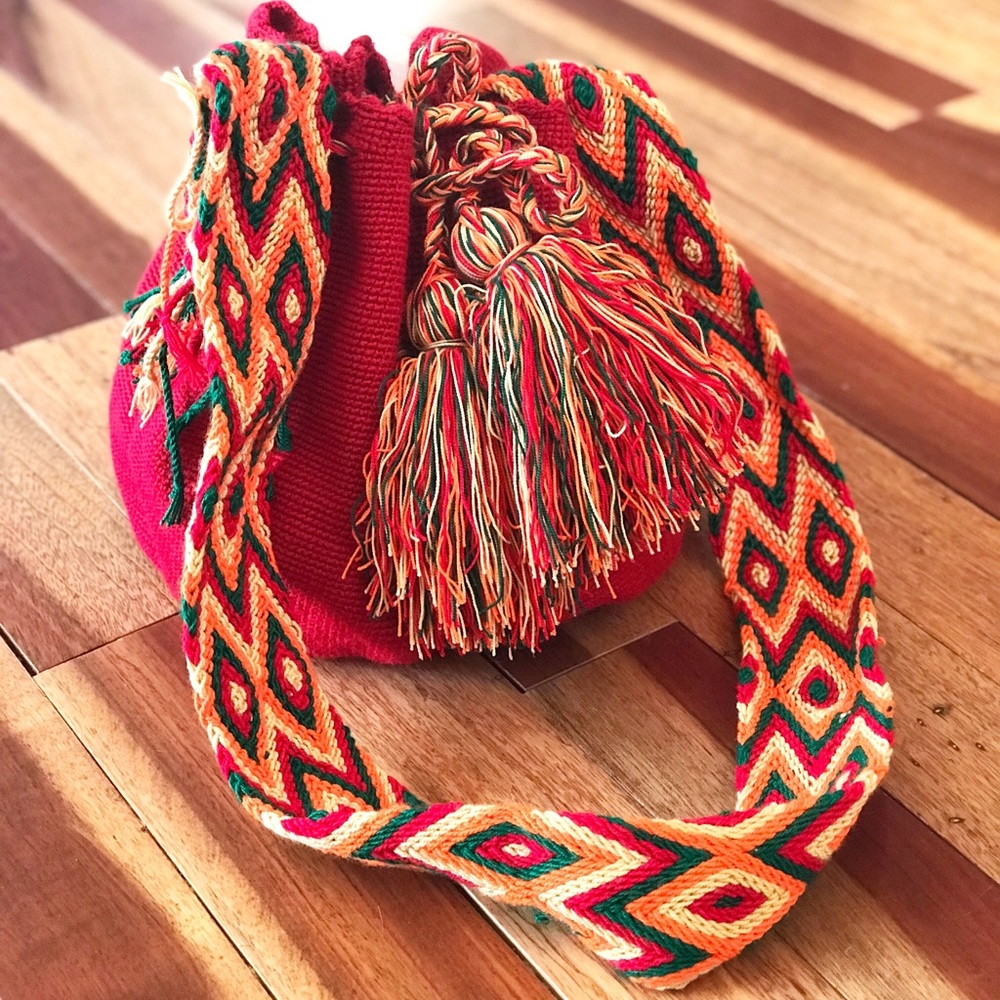Handcrafted wayuu bag